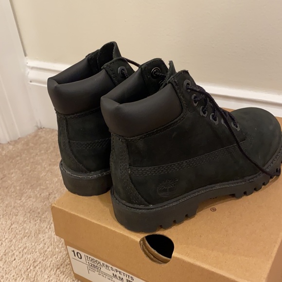 Timberland premium black boots toddler size 10 - Picture 3 of 5